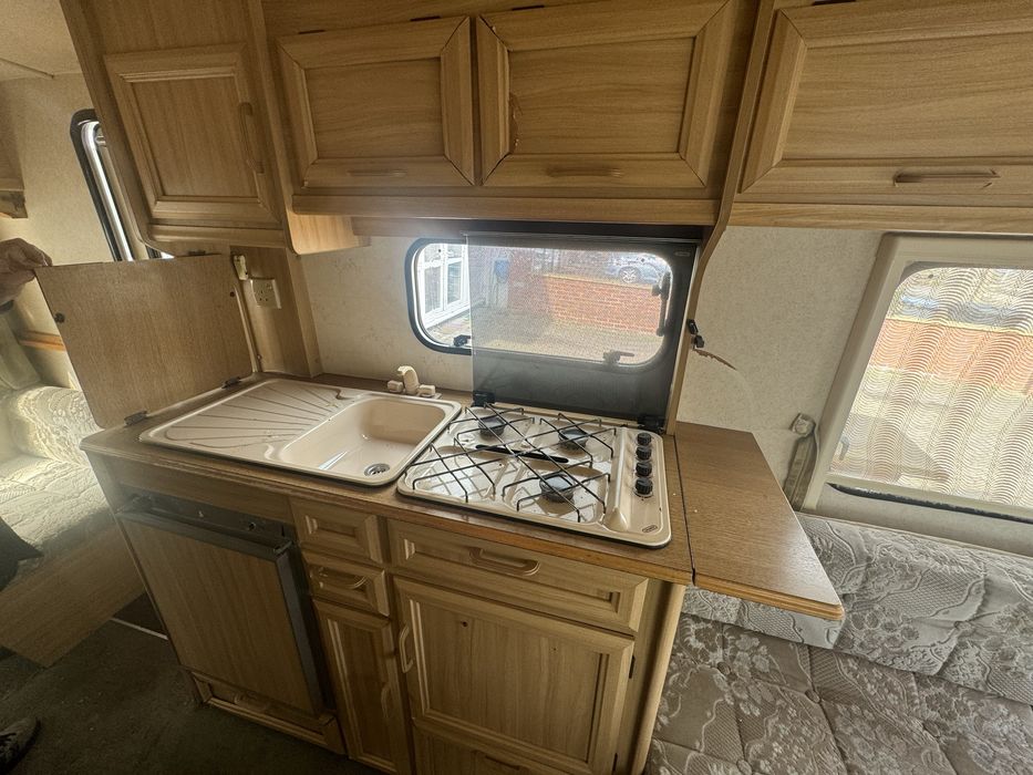 Rulota Elddis 2 paturi