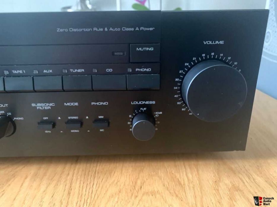 Усилвател YAMAHA A-720 в ТОП състояние!