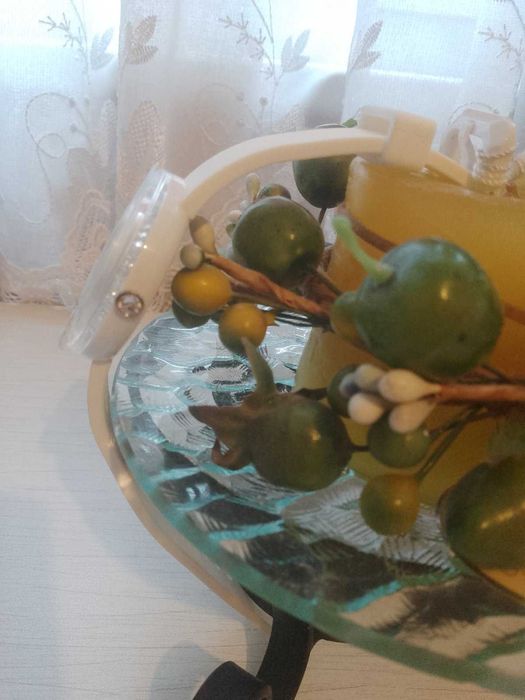 Levis  чисто нов дамски часовник с кристали Swarovski