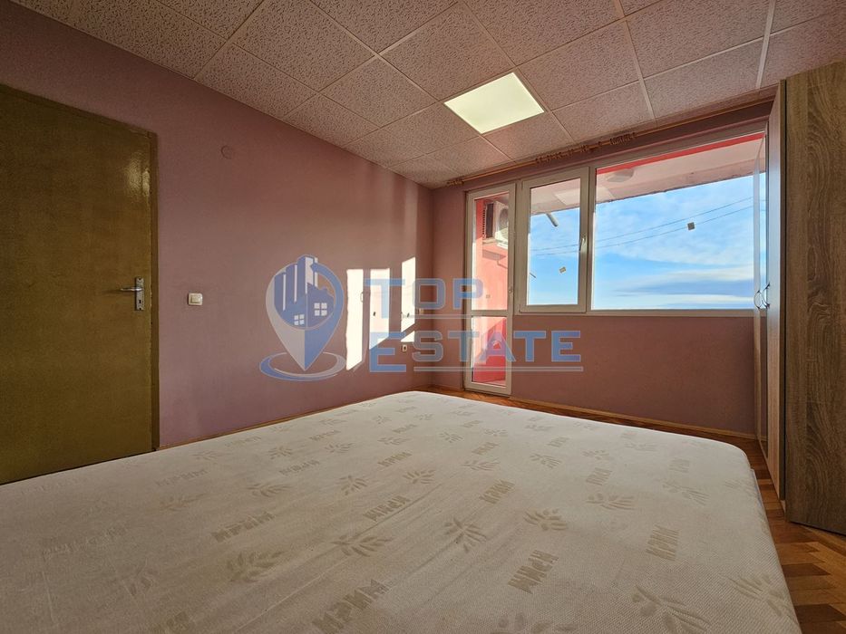 Продава се Тристаен апартамент в Горна Оряховица - 72 кв.м за 630 €/кв.м - Снимка #2