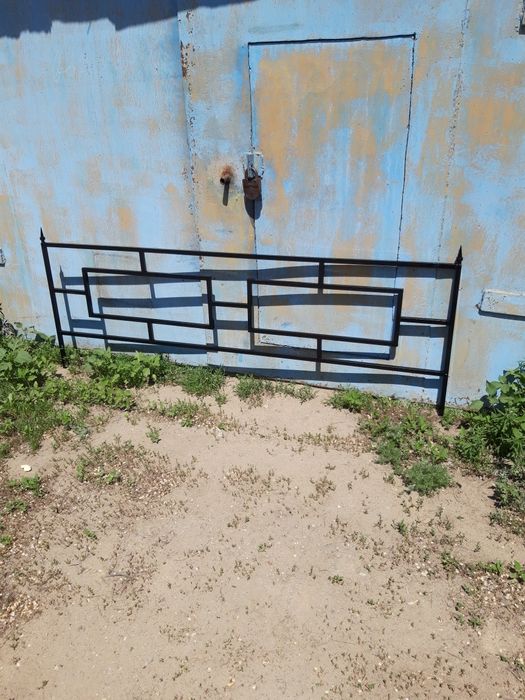 Оградки на кладбище