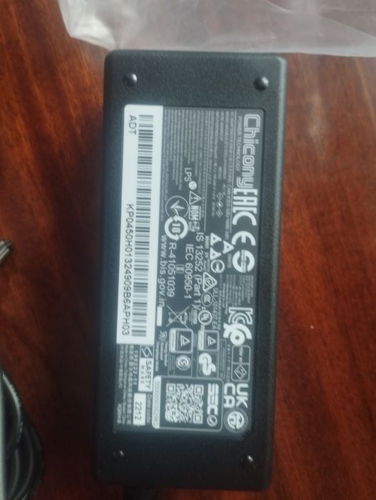 Продам зарядки от ноутбука Acer