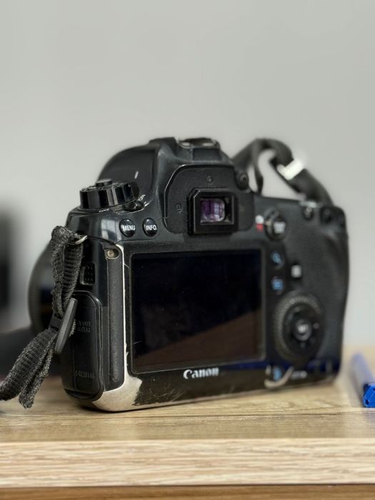 продаю фотаппара Canon 6d
