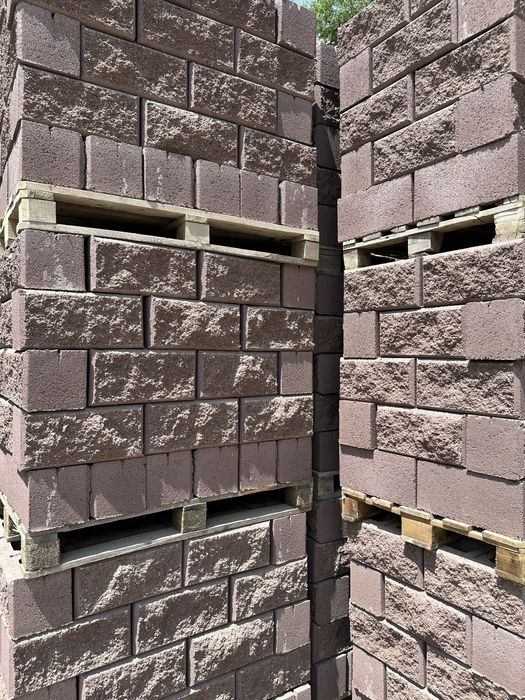 Сплитерные блоки, колонны, шляпы