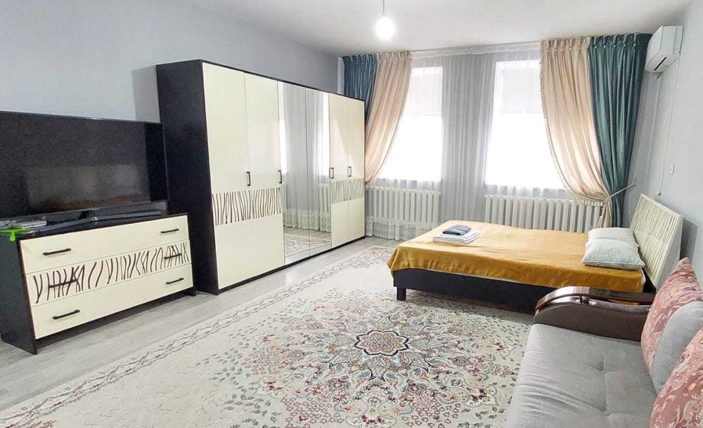 квартира в самом центре города ЖК (площадь)