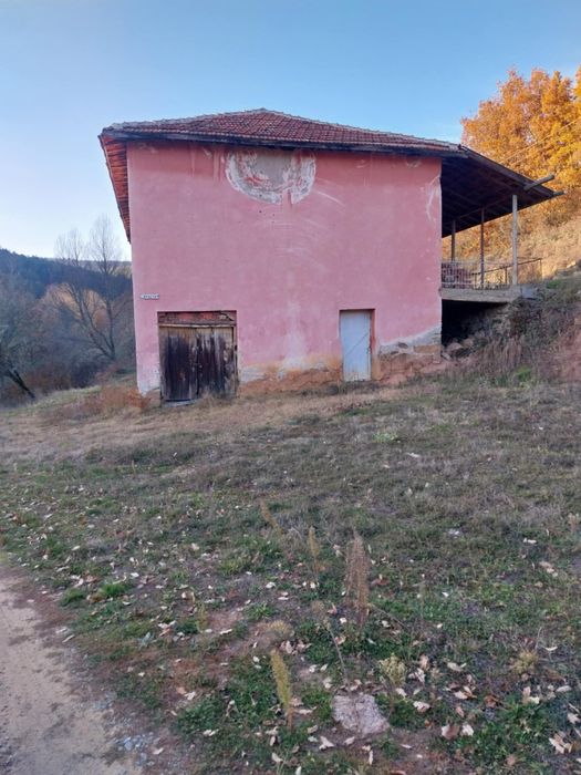 Търговски обект / Масивна Постройка