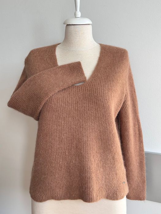 Brax страхотен вълнен пуловер във млечен шоколадов цвят