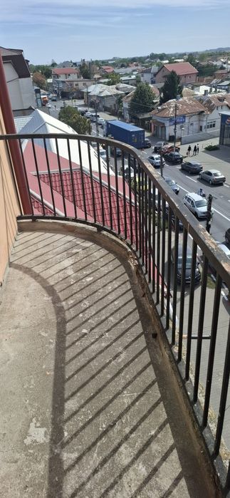 Inchiriez apartament ultracentral in Gaesti