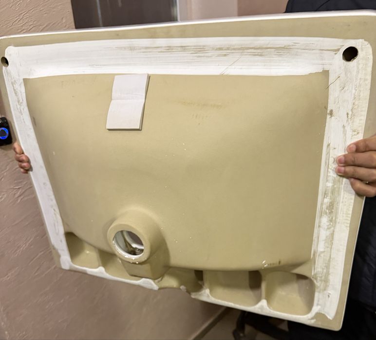 Продам раковину новую