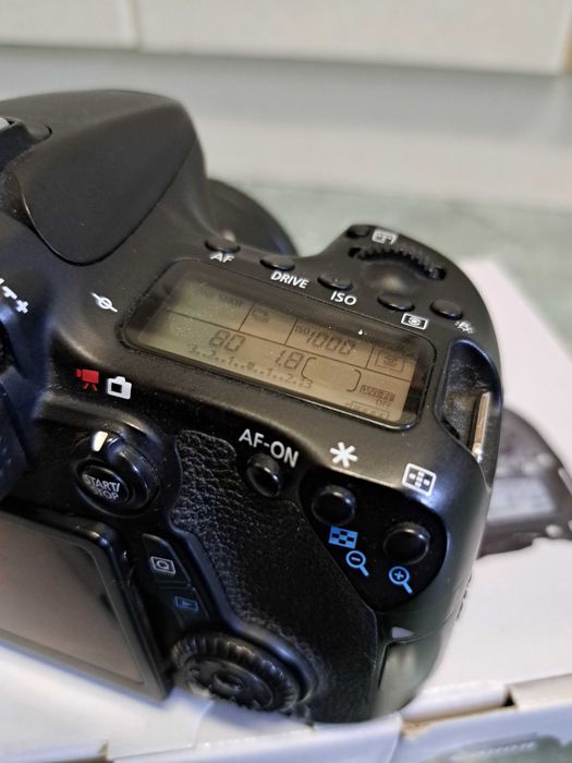 Vand  camera canon 70d