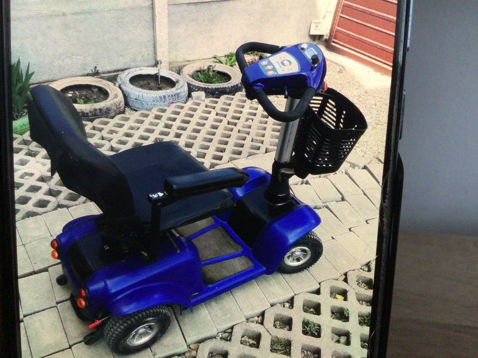 Vând scuter pt oameni vârstnici