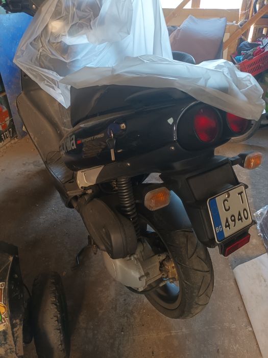 Продавам Aprilia sr 50