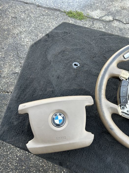 Волан БМВ Е65 за боя 7 серия
