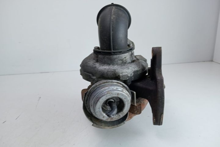 Turbina Turbosuflanta 070145701N Volkswagen VW Transporter T5