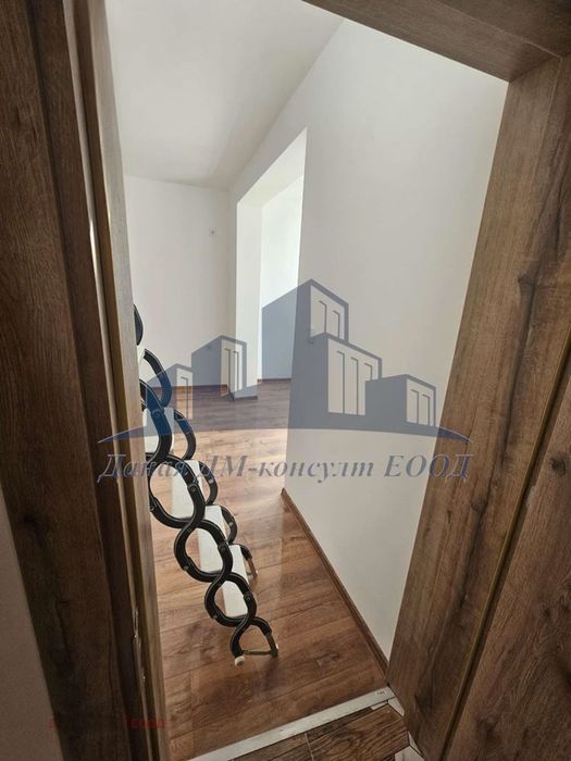 Продава се Мезонет в Шумен, Център - 88 кв.м за 1333 €/кв.м - Снимка #7