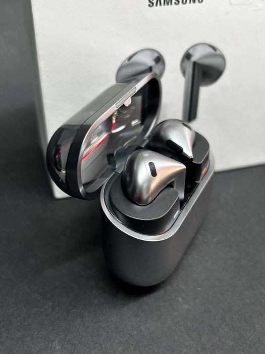 Слушалки Samsung Galaxy Buds3 Silver