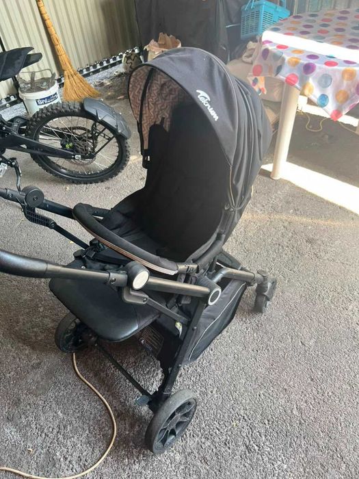Продам детскую коляску