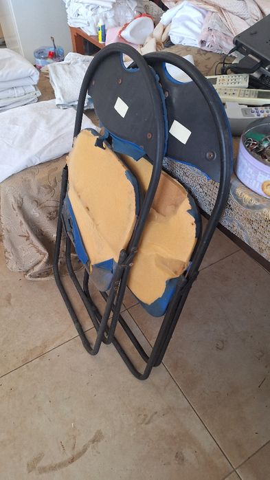 2бр Сгъваеми столове