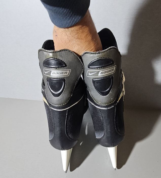 Patine 2078 hochei hockey  Bauer Nike Supreme  One 05 marime  41-42  (26,5    cm lungime interioara).