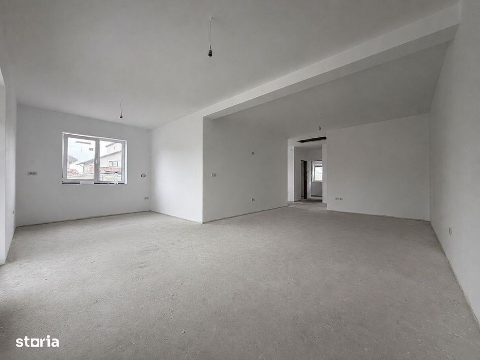 Duplex cu 4 camere, 96 mp utili, 16 mp terasa, 370 mp teren - Sag
