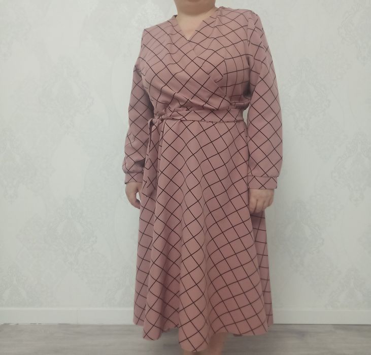 Продам платья женские