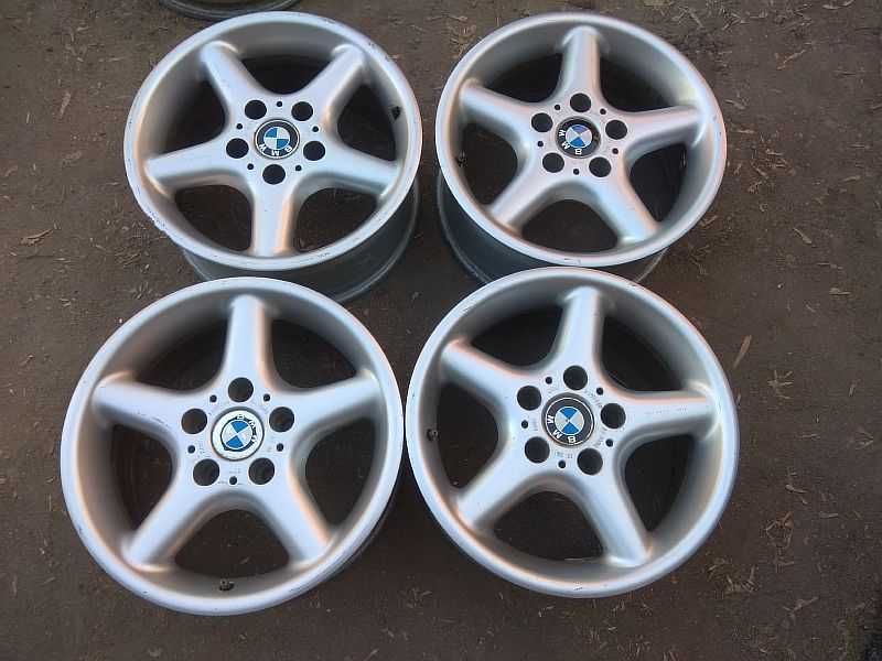 Продам оригинальные легкосплавные диски "Cromodora" 18 стиль  на BMW 5