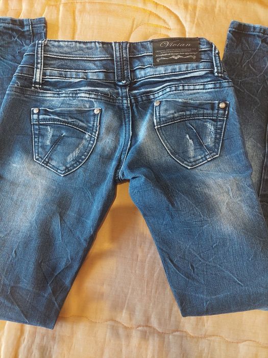 Дамски дънки ,,С,,размер