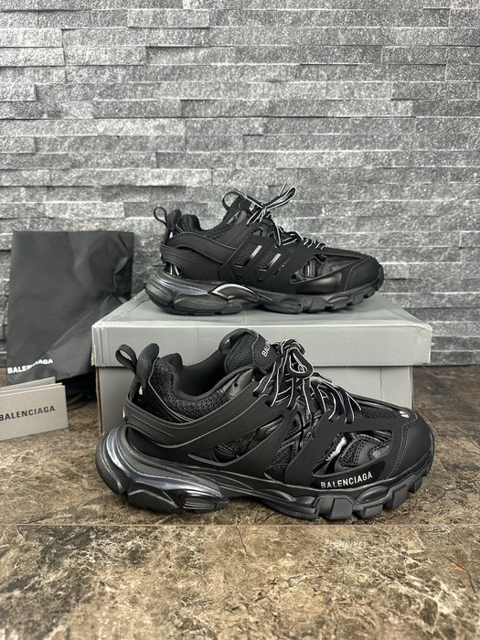 Balenciaga Track - noi