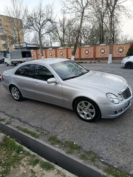 Мерседес Е320 сотилади холати зур