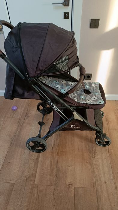 Продам две прогулочные коляски Teknum и Ining bany