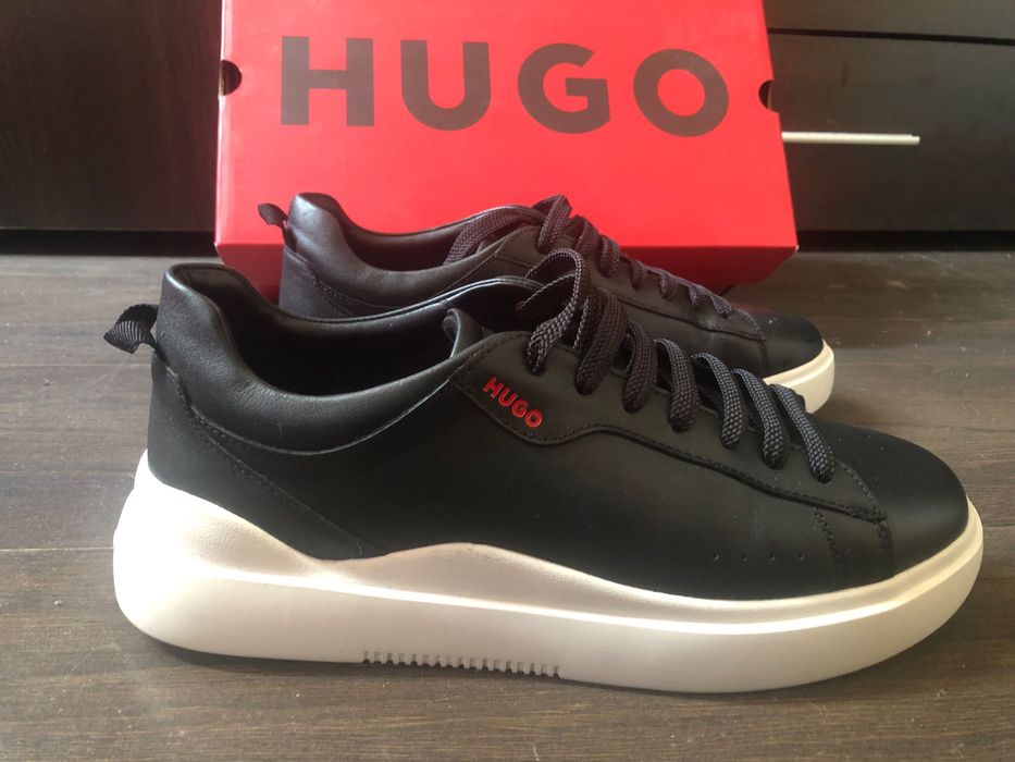Hugo черни кецове