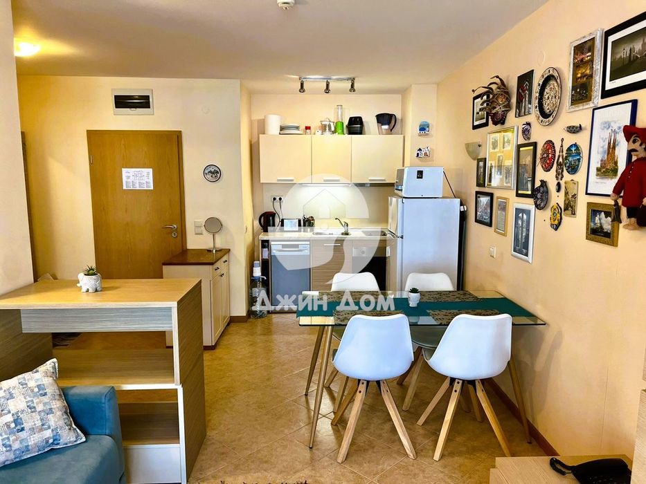 Продава се Двустаен апартамент в к.к. Слънчев бряг - 50 кв.м за 1460 €/кв.м - Снимка #3