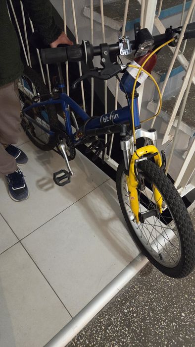 Vând bicicleta btwin