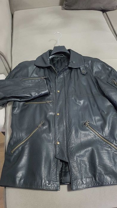 Яке мъжко, зимно от естествена кожа.