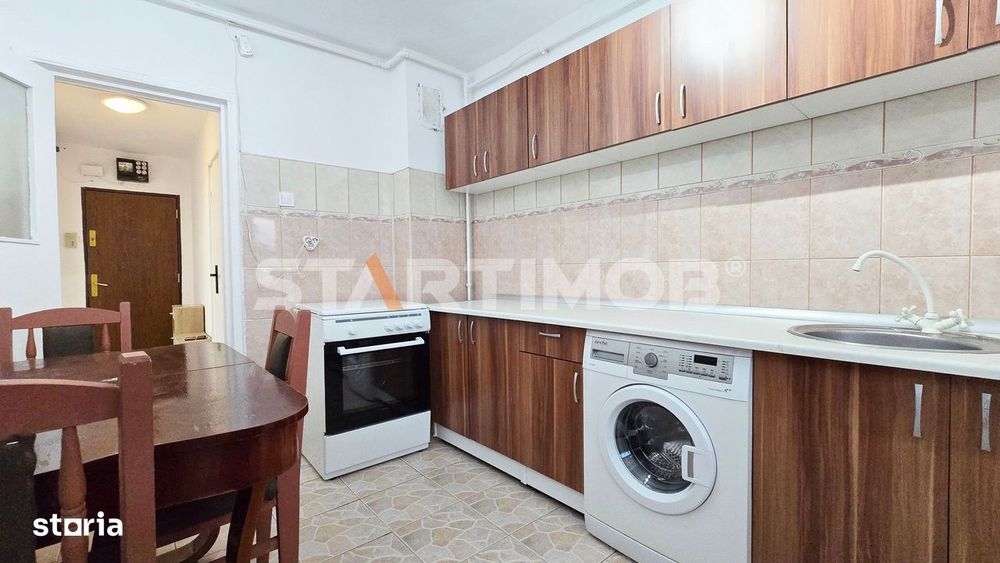 Apartament mobilat 3 camere zona Vlahuta