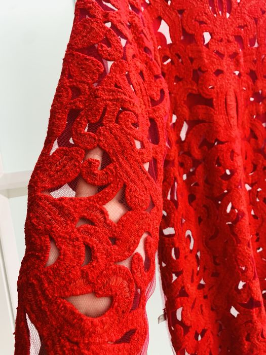 Платье красное вышивка