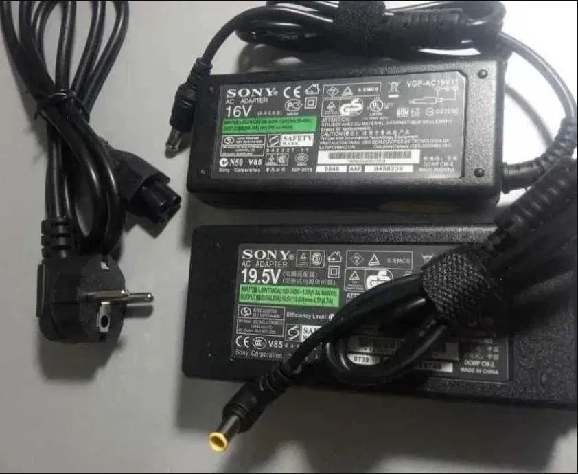 Зарядка - блок питания на ноутбук Sony Vaio и шнур питания