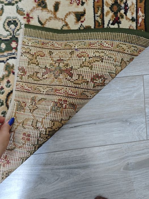 Продам ковровую  дорожку