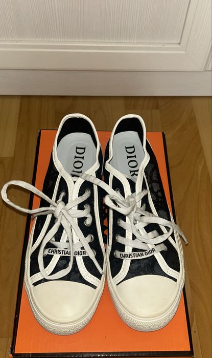Кеды Dior кружевные.