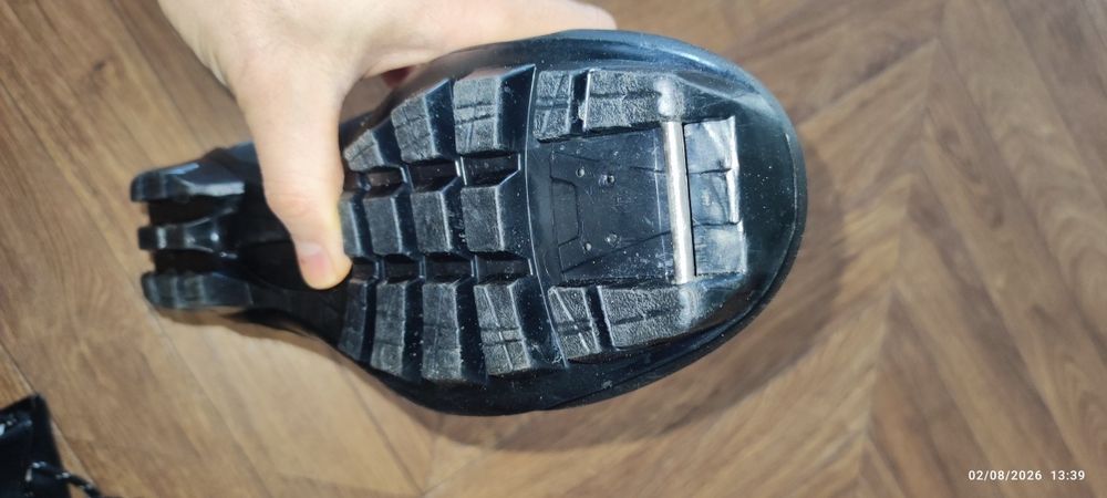 Лыжные ботинки 41р.