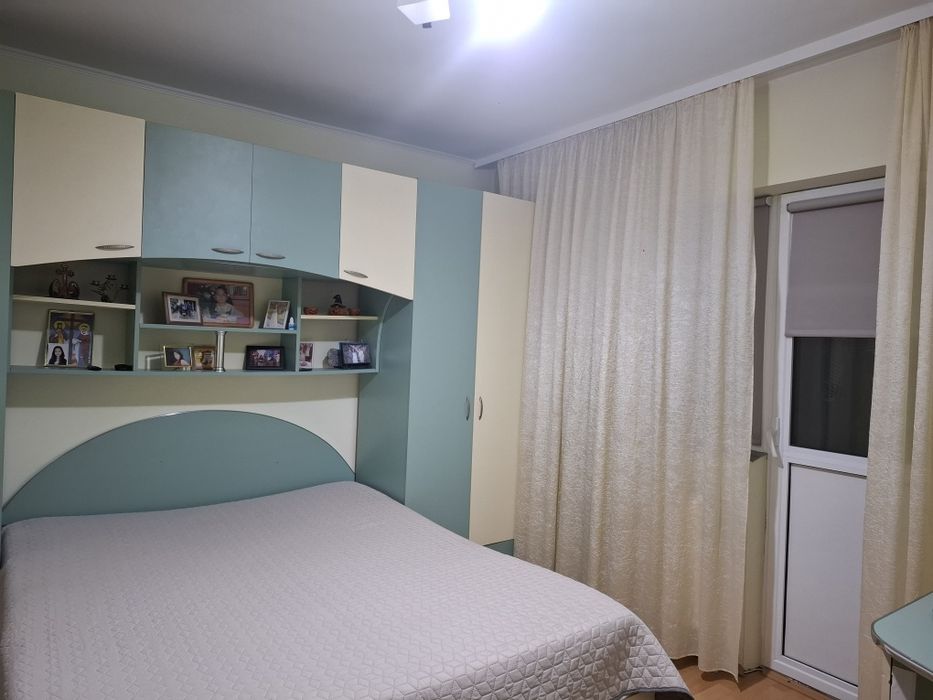 Apartament 3 camere , decomandat, ultracentral