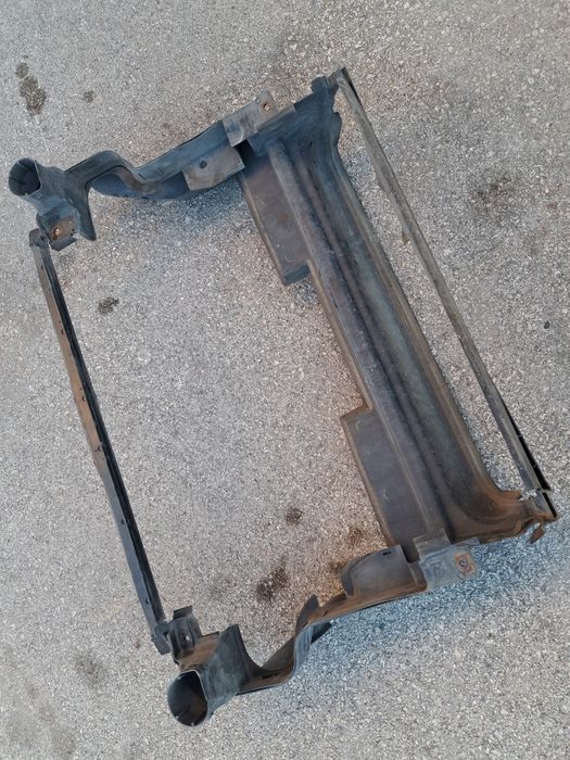 Рамка радиатори Мерцедес ML W164 GL X164 Mercedes