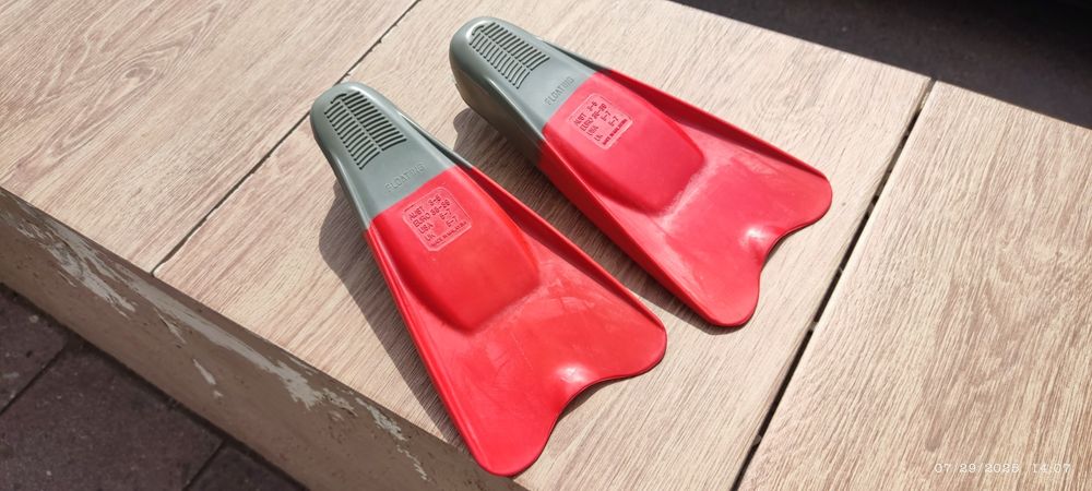 Продам ласты на плавания детские