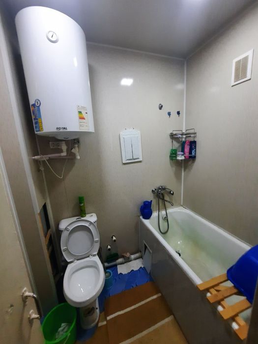 Зудллик Билан сотилади!!!  2 мкр 2 хонали квартира сотилади.