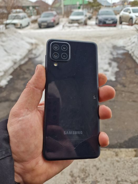 Срочная продажа 4/128гб