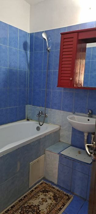 Închiriez apartament