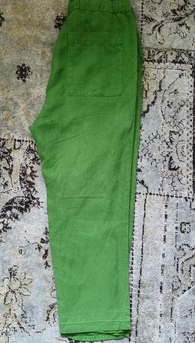 Летние зеленые брюки Zara