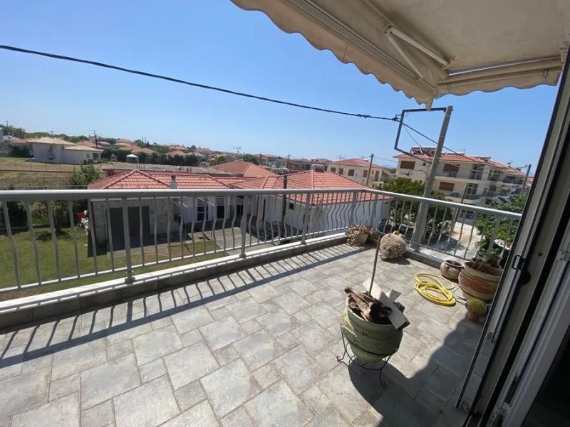 ПРОДАВА ! Самостоятелна къща в Паралия Офринио