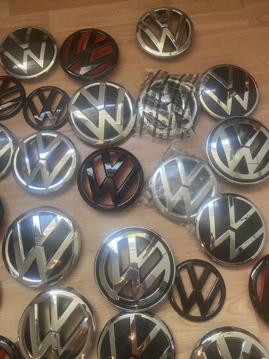 Emblema Sigla Volkswagen Tiguan,Passat,Caddy,Polo,T-Roc,T-Cros,Golf