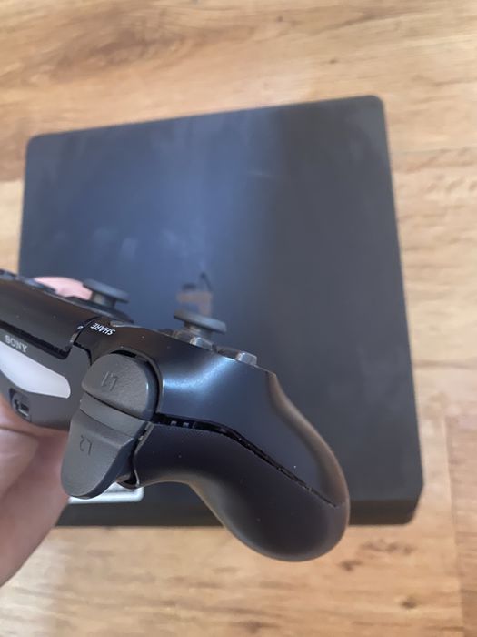 Ps4 Slim + jocuri